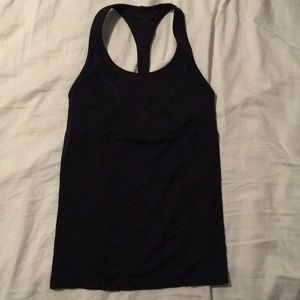 Black lululemon Tank w Built in Bra Dry Fit/Mesh